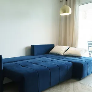 https://apt-royal-park-lake-view.hotels-rhonealpes.com